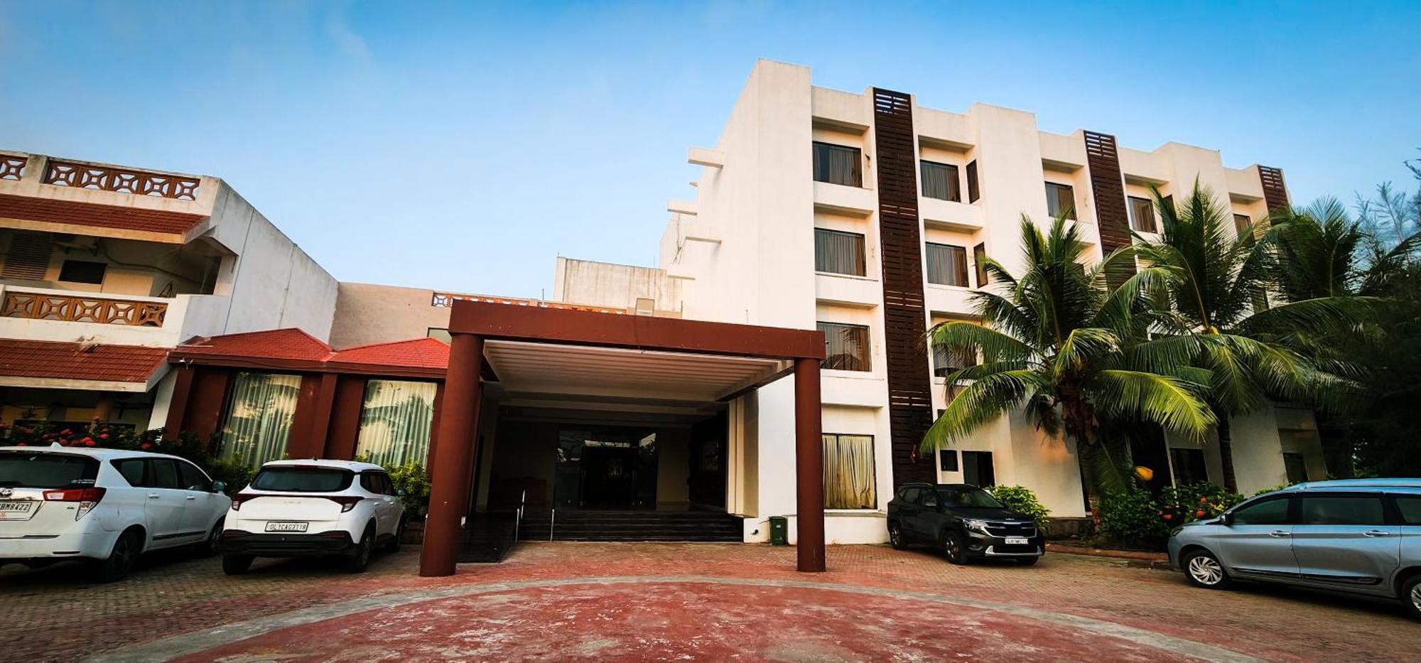 Goverdhan Greens Resort Dwarka L Hotels In Dwarka Exterior foto